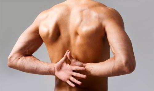 Неприємні больові відчуття в спині можуть бути причиною різних захворювань
