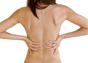 Біль навколо спини не завжди може бути спровокована проблемами хребта